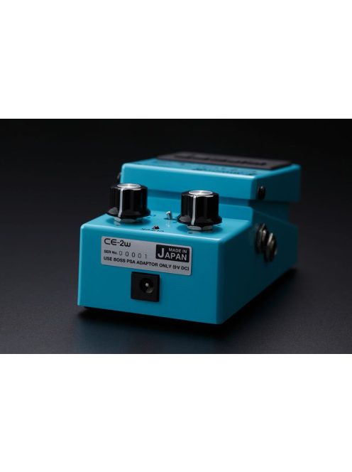 Boss CE-2W Chorus