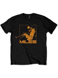 Miles Davis Unisex T-Shirt: Blowin' (Black)
